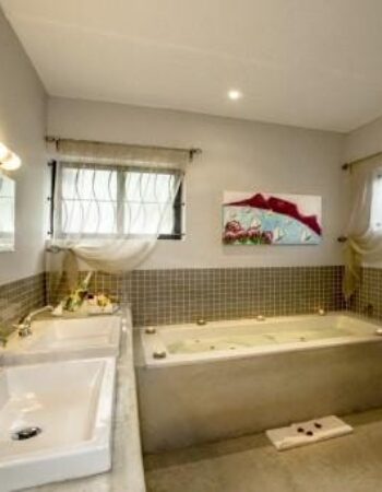 Mariner Guesthouse & Villa